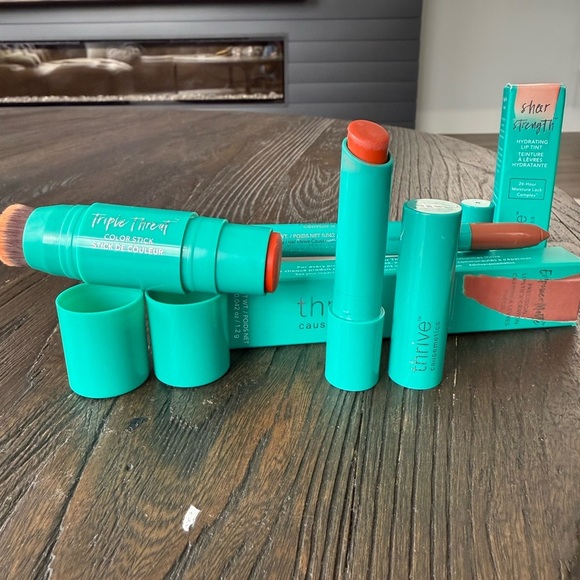 Thrive Cosmetics - Picture 2 of 6